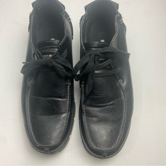 Mens Madden Wiley Size 8 Lace Up Boot Shoe Moc Vegan Faux Leather Black - Picture 2 of 8
